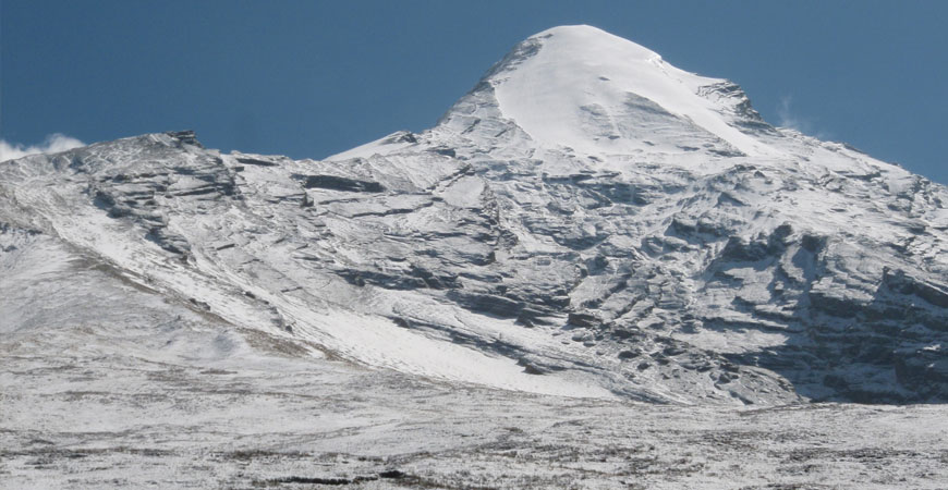 Pisang Peak (6091m) Climbing
